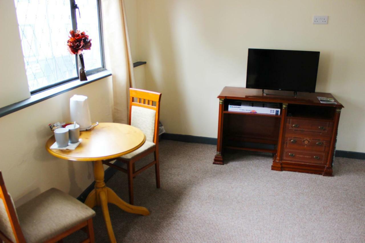 Donegal Lodgings - Apt 4 - 1 Bedroom Apt Donegal Town Bagian luar foto